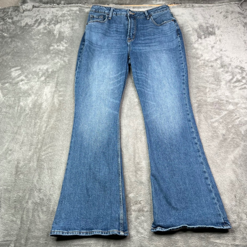Old Navy Extra High-Rise Flare Jeans Womens 12 Blue Wash Stretch Denim Pants